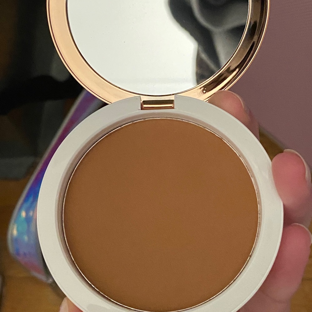 Bh cosmetics bronzer